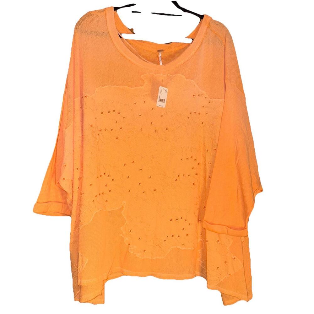 FREE PEOPLE Palm Tree Dreams Oversized Eyelet Tunic in Peach Orange Size L
